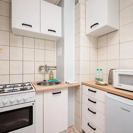 Metro Ksiecia Janusza Standard Apartment Warsaw
