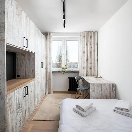 Apartment Metro Ksiecia Janusza Standard Warsaw